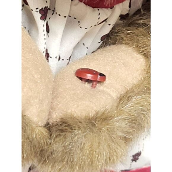 Boyds Bears Leslie B. Ladybug 15 inch Geniune Boyds Bear - New with tags - Picture 6 of 8